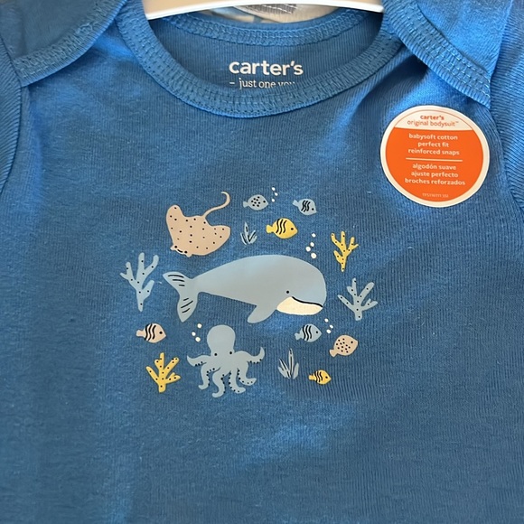 Carters 9 months infant onesies - Picture 2 of 5